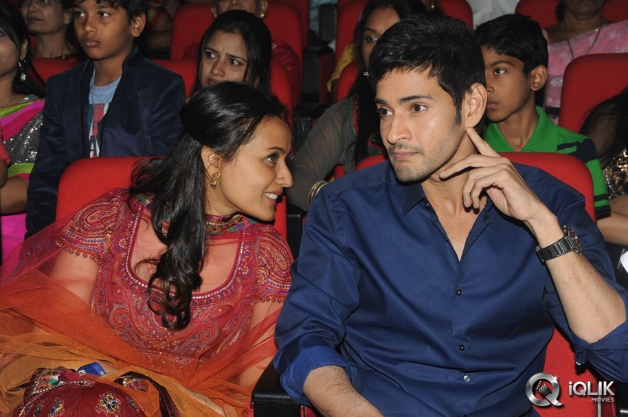 1-Nenokkadine-Movie-Audio-Release